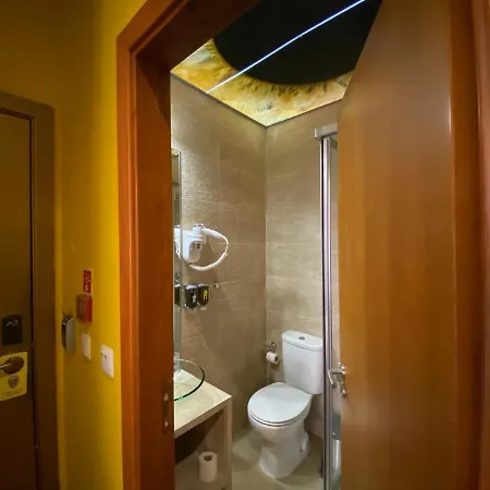 Апартаменты Arty In The Heart Of , Baixa Chiado